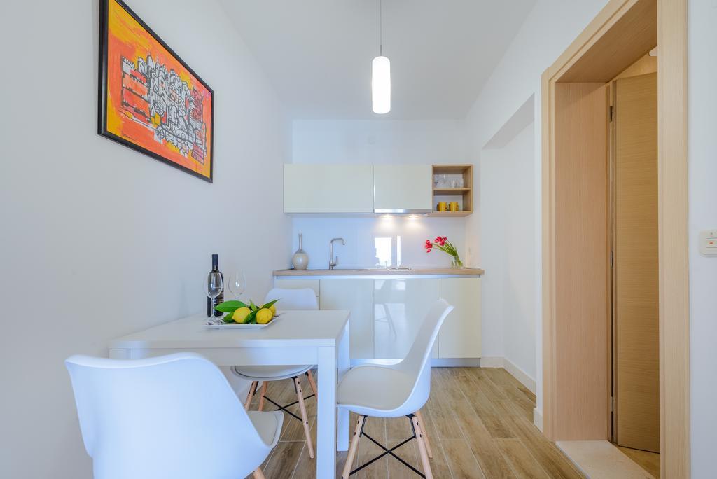 Tandem Apartments With Swimming Pool Cavtat Exterior photo